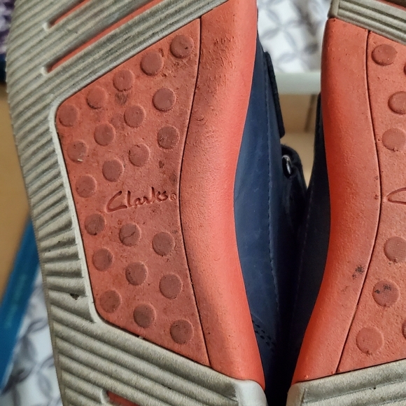 Clark's-EUC-boys shoes - Picture 5 of 5